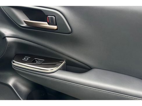 Used 2025 Toyota Crown Signia image 19