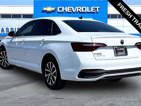 Used 2022 Volkswagen Jetta S FWD image 3