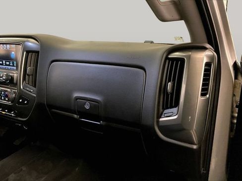 Used 2018 Chevrolet Silverado 1500 LT w/ All Star Edition AWD/4WD image 16