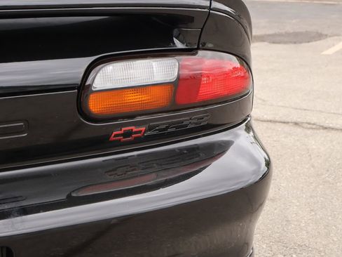 Used 2002 Chevrolet Camaro Z28 w/ Sport Appearance Pkg RWD image 3