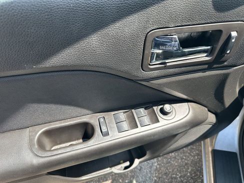 Used 2012 Ford Fusion SE FWD image 6