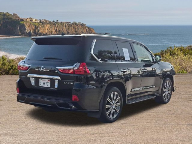 Used 2017 Lexus LX 570 4WD w/ Luxury Package image 5