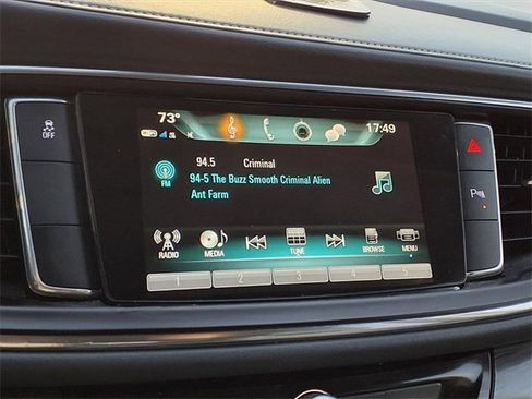 Used 2019 Buick Enclave Essence image 17