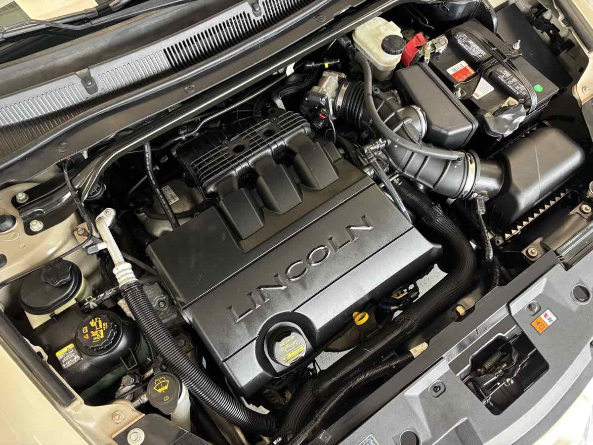Used 2011 Lincoln MKS w/ 101A Rapid Spec Order Code FWD image 29