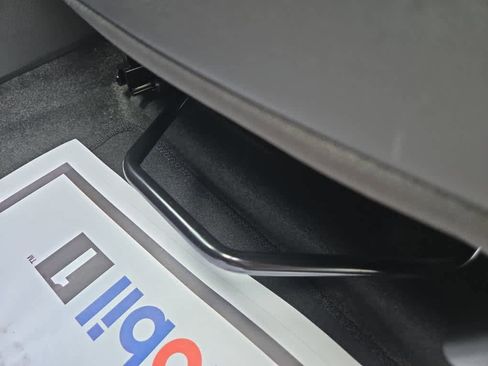 New 2026 Chevrolet Trax LT w/ LT Convenience Package FWD image 15