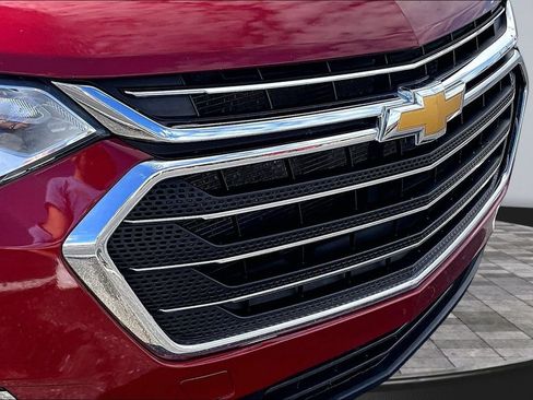 Used 2021 Chevrolet Traverse LT FWD image 29