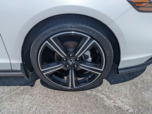 Used 2026 Honda Accord SE image 11