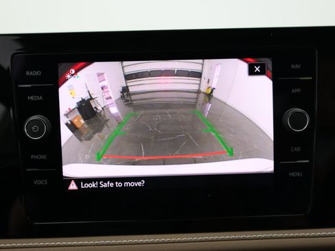 Used 2026 Volkswagen Jetta SEL FWD image 29