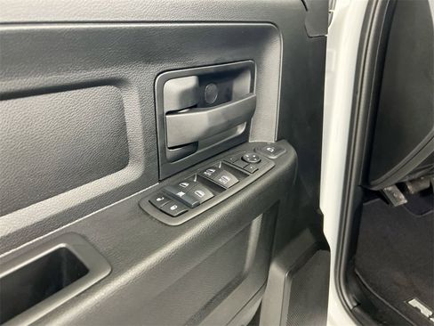 Used 2024 RAM 2500 Tradesman w/ Chrome Appearance Group image 20