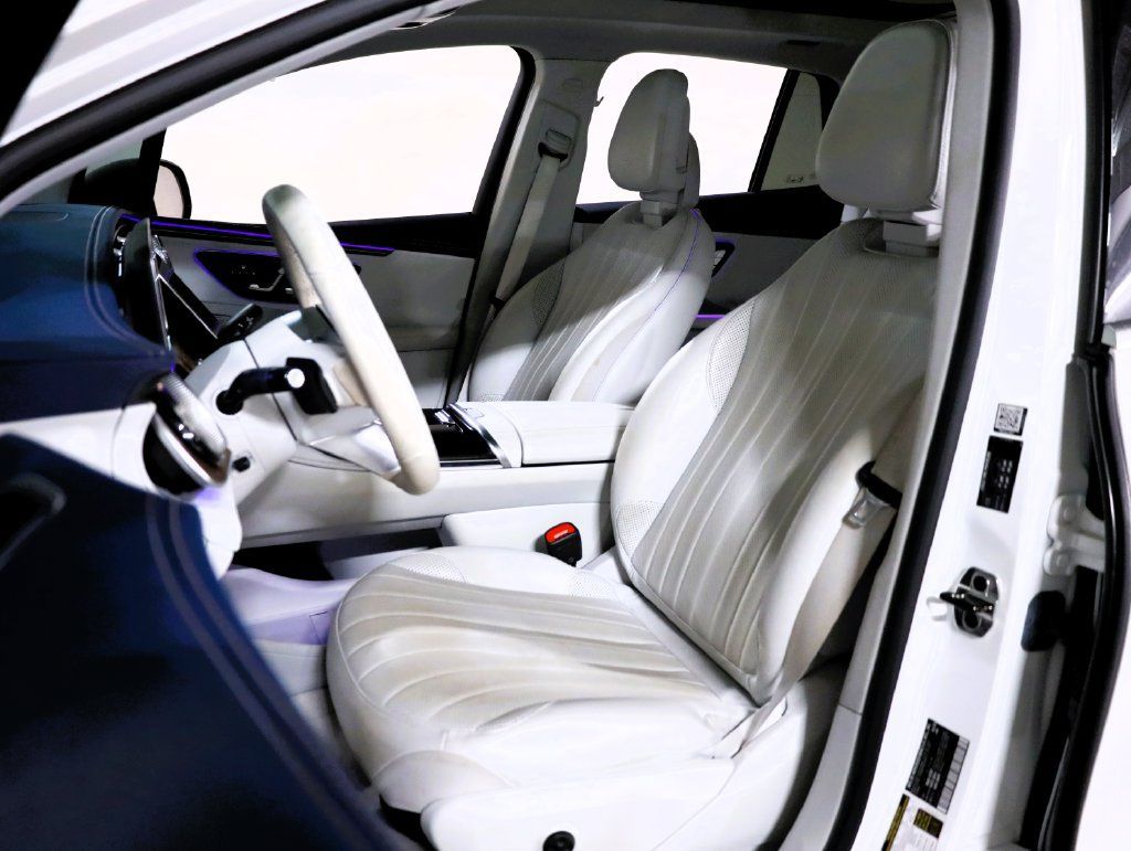 Certified 2023 Mercedes-Benz EQE 500 4MATIC SUV image 40