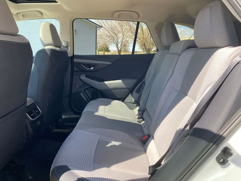 Used 2023 Subaru Outback Premium image 16