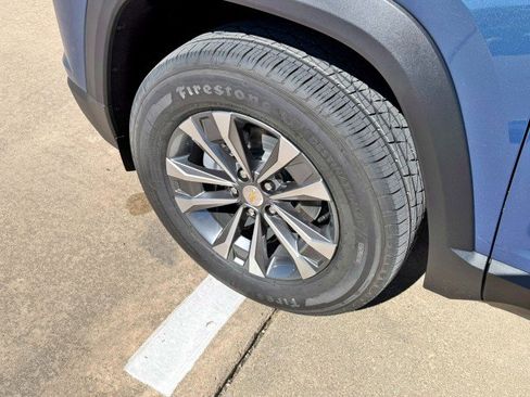 New 2026 Chevrolet Equinox LT w/ Convenience Package II image 10