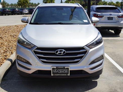 Used 2018 Hyundai Tucson SEL AWD/4WD image 2