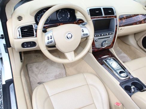 Used 2011 Jaguar XK Convertible image 22