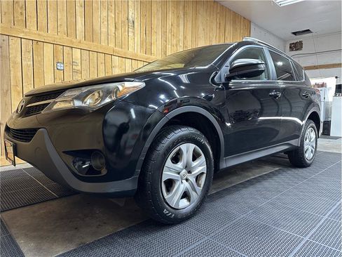 Used 2013 Toyota RAV4 LE image 13