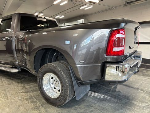 Used 2021 RAM 3500 Big Horn w/ Level 2 Equipment Group image 10