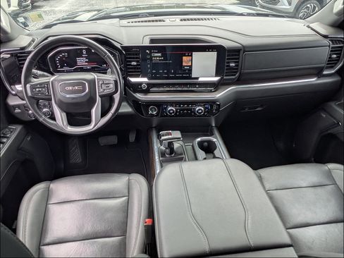 Used 2023 GMC Sierra 1500 SLT w/ SLT Convenience Package AWD/4WD image 19