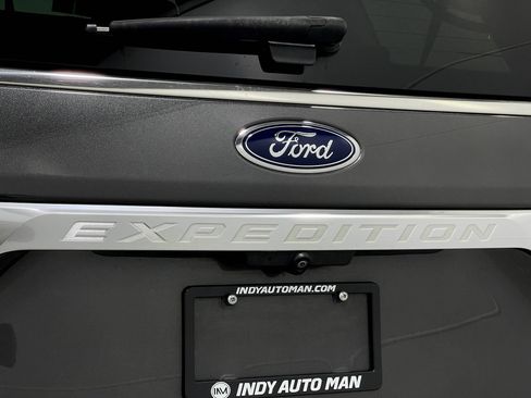 Used 2019 Ford Expedition Max Platinum AWD/4WD image 41