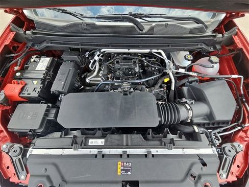 Used 2026 GMC Canyon AT4X w/ AT4X AEV Edition image 18