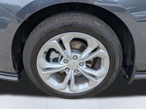 Used 2025 Honda Accord LX image 11