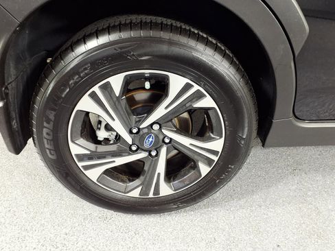 Certified 2025 Subaru Crosstrek 2.0i Premium image 6