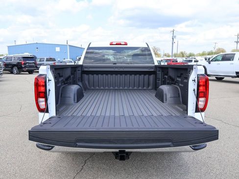 New 2026 GMC Sierra 1500 Pro image 5