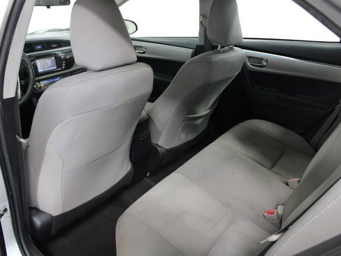 Used 2016 Toyota Corolla LE image 22