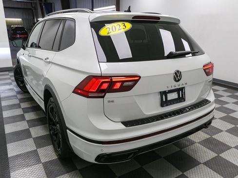 Certified 2023 Volkswagen Tiguan SE R-Line image 12