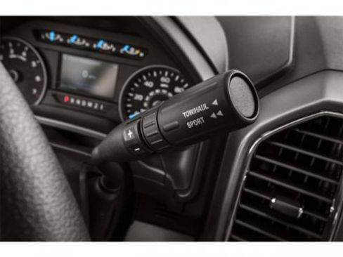 Used 2015 Ford F150 Lariat w/ Equipment Group 502A Luxury image 14