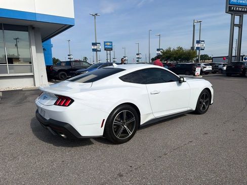 Used 2024 Ford Mustang Coupe RWD image 5