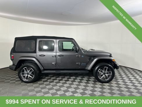 Used 2024 Jeep Wrangler Unlimited w/ Convenience Group AWD/4WD image 5