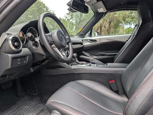 Used 2018 MAZDA MX-5 Miata Grand Touring RWD image 13