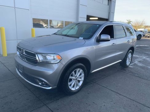 Used 2019 Dodge Durango SXT image 1