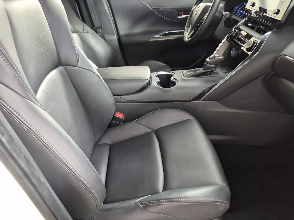 Used 2022 Toyota Venza XLE AWD/4WD image 28