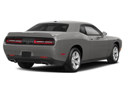 Used 2023 Dodge Challenger SXT RWD image 2