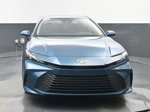 New 2026 Toyota Camry LE w/ Convenience Package image 18