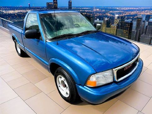 Used 1999 GMC Sonoma SLS w/ Convenience Group image 1