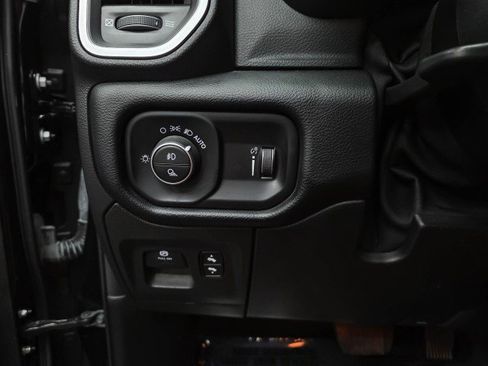 Used 2021 RAM 1500 Big Horn AWD/4WD image 29