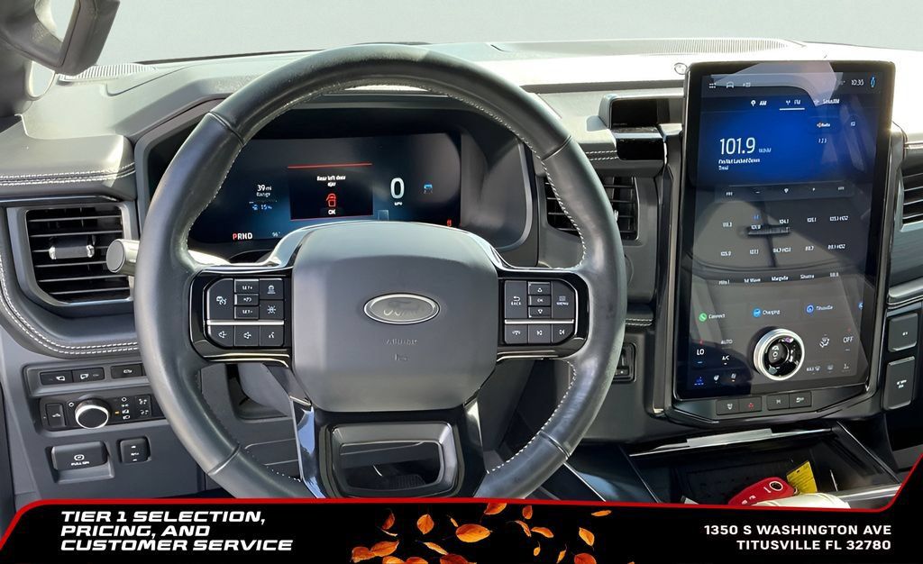 Used 2023 Ford F150 Lightning Platinum AWD/4WD image 19