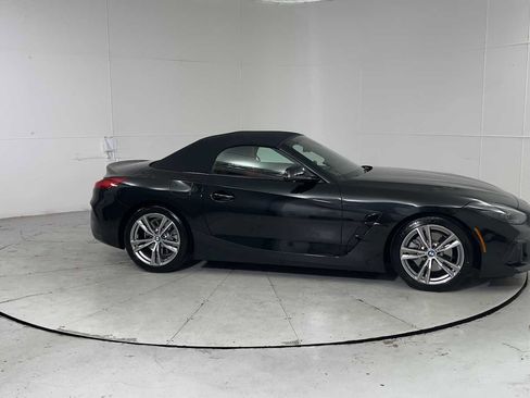 Used 2024 BMW Z4 sDrive30i w/ Premium Package image 8