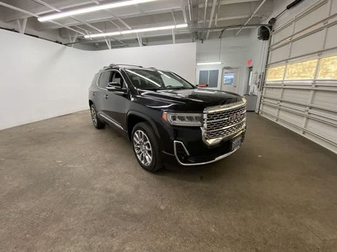 Used 2022 GMC Acadia Denali w/ Denali Ultimate Package AWD/4WD image 8