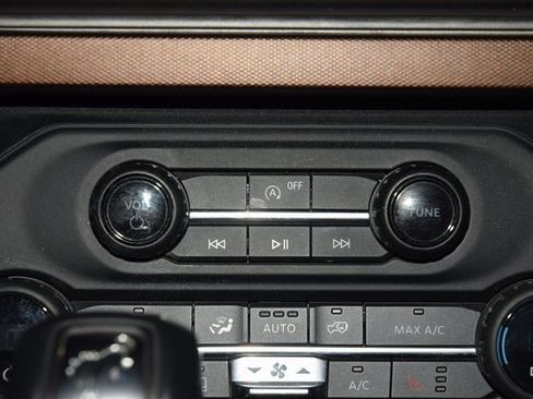 Used 2021 Ford Bronco Outer Banks image 29