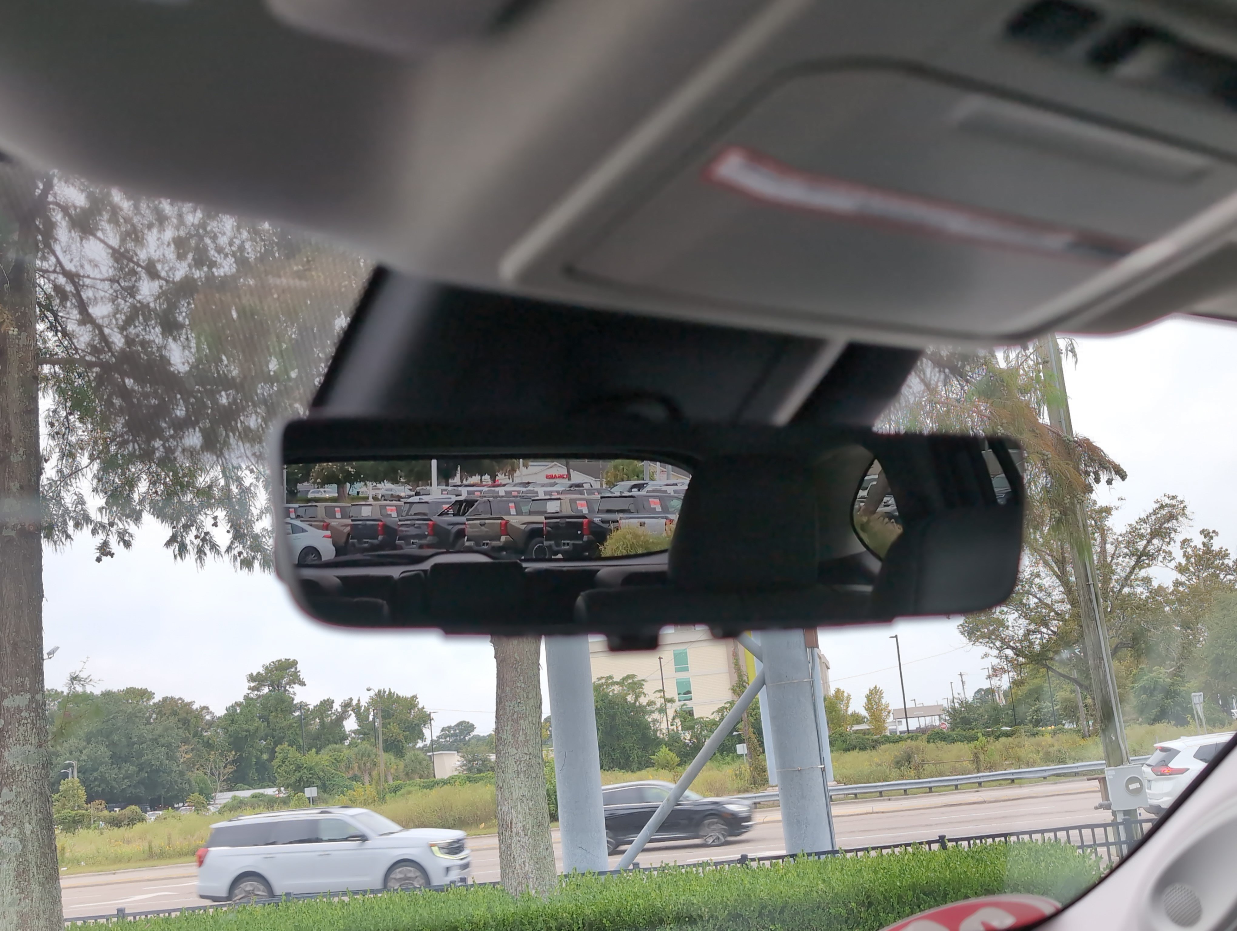 Used 2022 Toyota Highlander Platinum FWD image 27