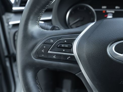 Certified 2023 INFINITI QX55 Essential image 16