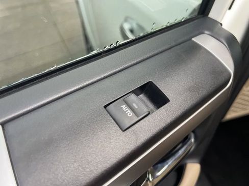 Used 2018 Toyota 4Runner Limited image 57