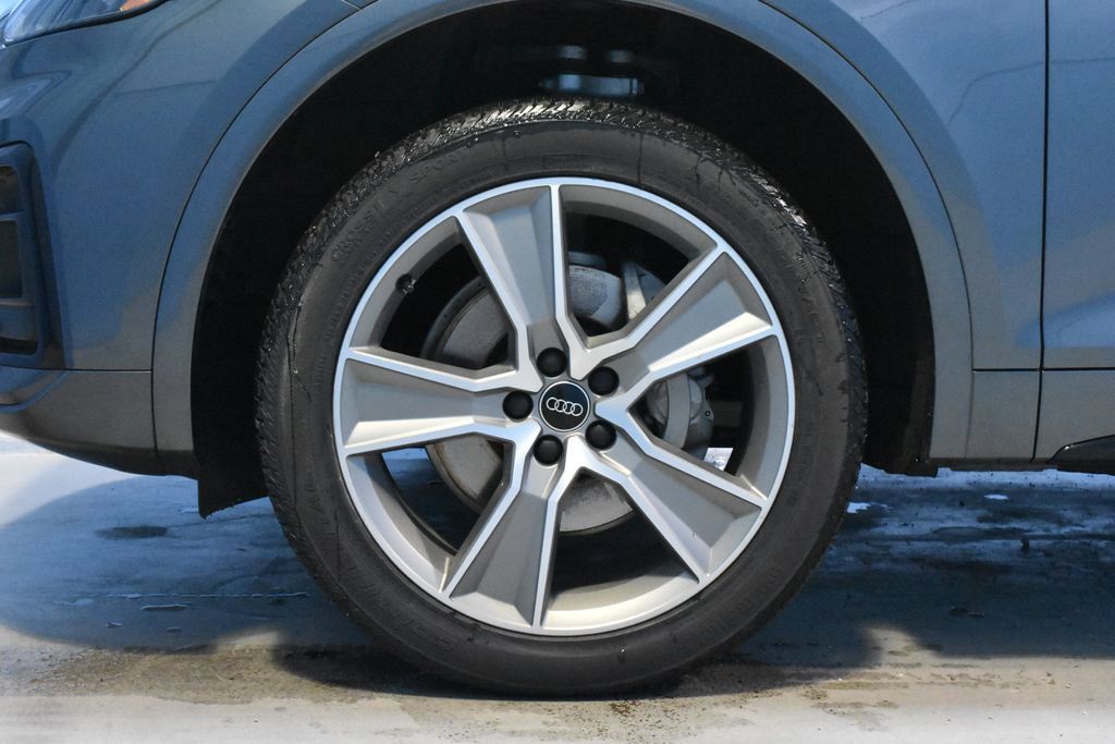 Used 2025 Audi Q5 2.0T Premium AWD/4WD image 26