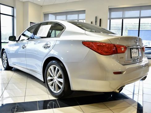Used 2017 INFINITI Q50 3.0t Premium w/ 3.0T Premium Plus Package AWD/4WD image 4