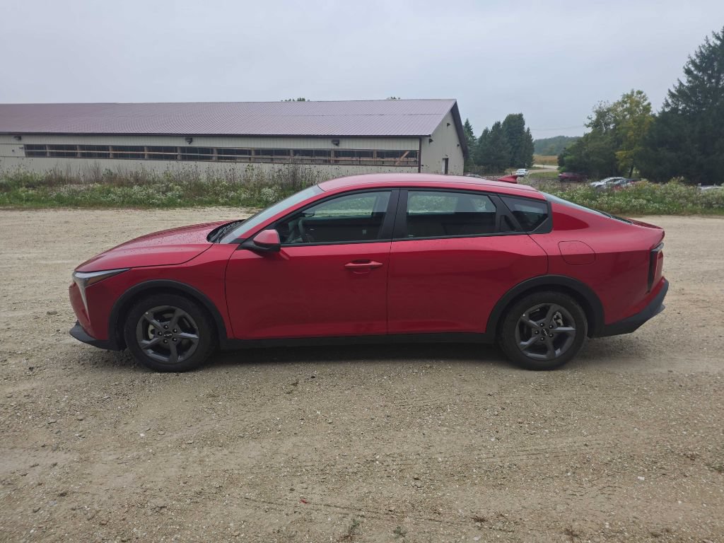 Used 2025 Kia K4 FWD image 8