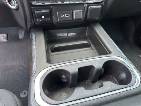 Used 2022 Chevrolet Silverado 1500 LT Trail Boss w/ Convenience Package II image 34