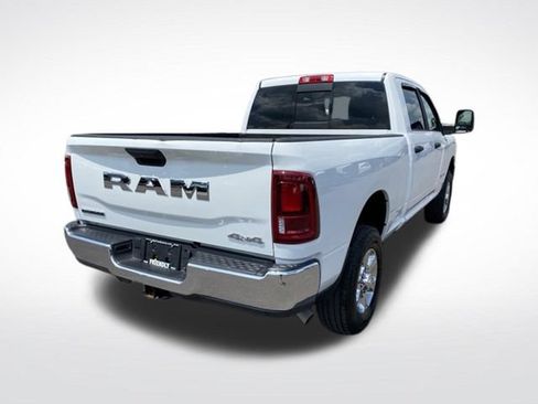 Used 2025 RAM 2500 Big Horn AWD/4WD image 5